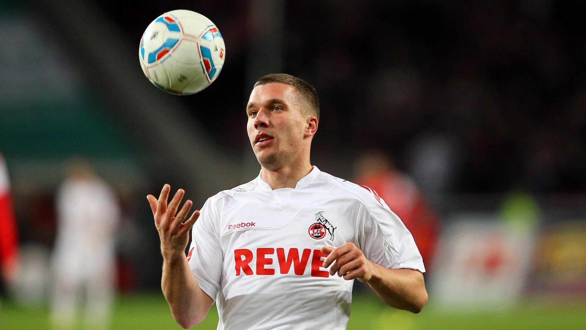 “足球明星的中国之旅:访谈与专栏”,足球明星(中国)